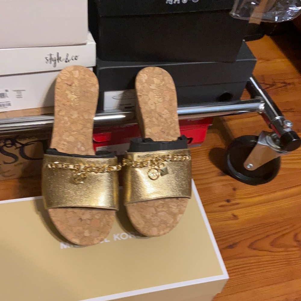 Michael Kors Sandals 👡 👜👗💯%